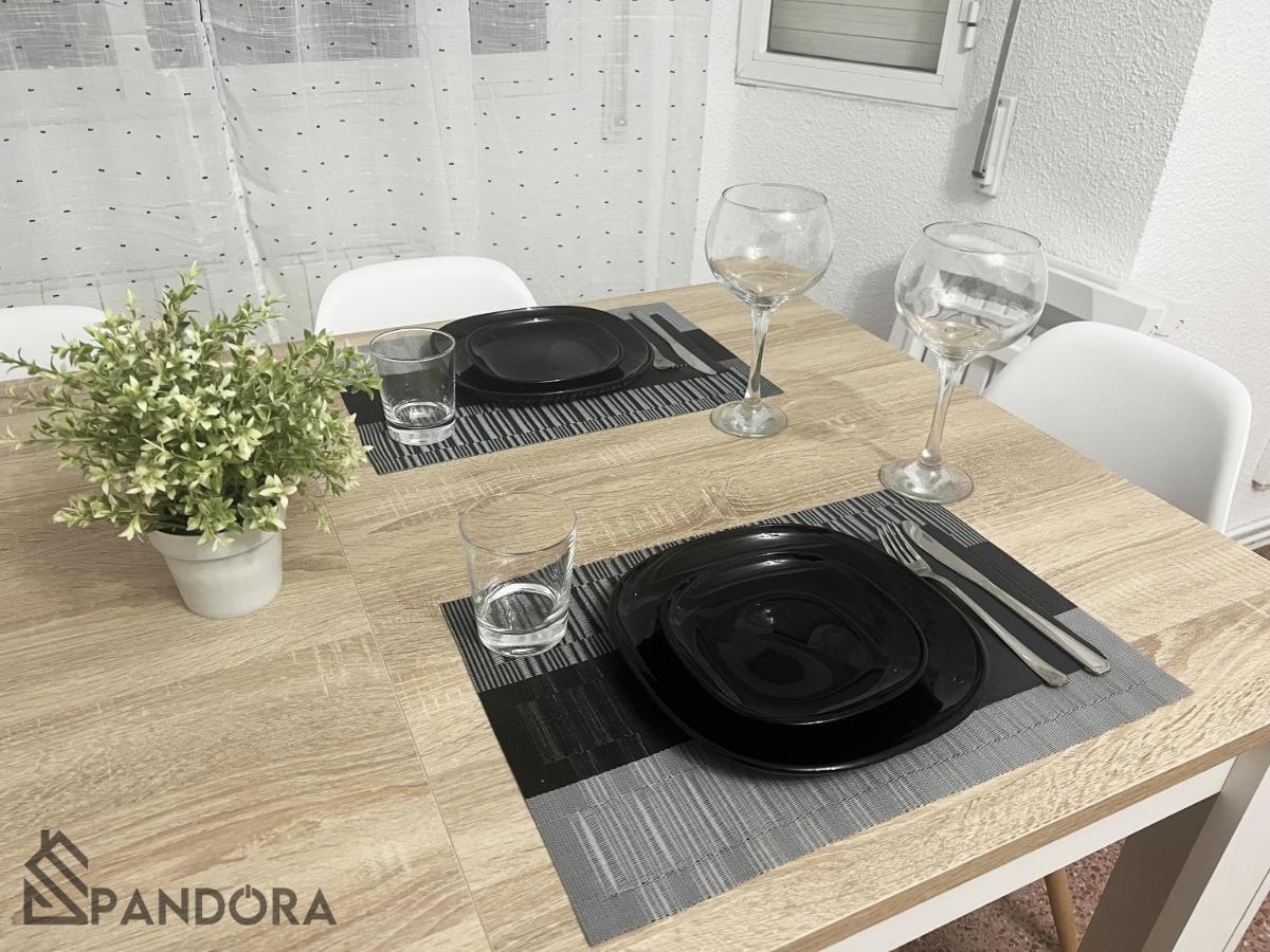 Apartamento Pandora เย-กลา ภายนอก รูปภาพ